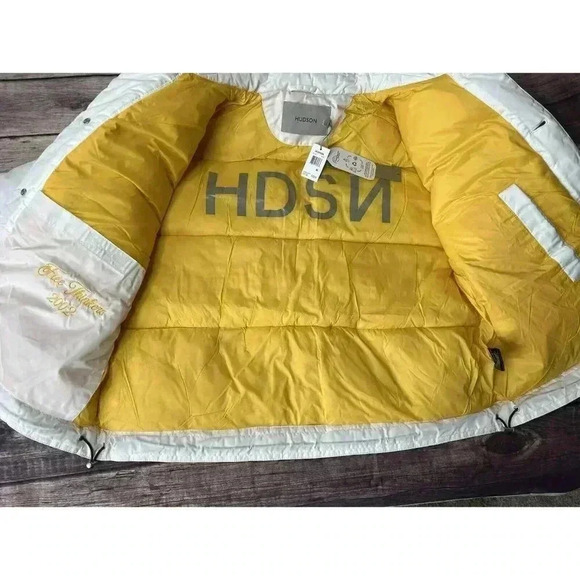 Hudson Quilted Puffer Trucker Jacket Coat Free Thinkers Women Medium NEW - Picture 8 of 8